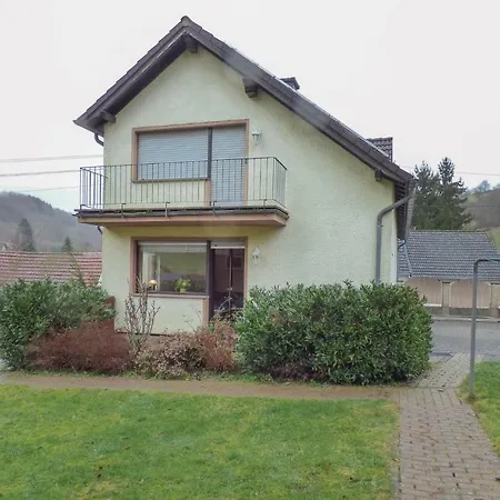 Three-bedroom In Appartement *