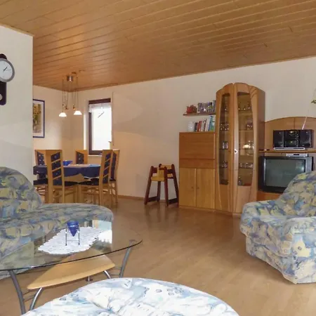 Appartement Three-bedroom In Gerolstein